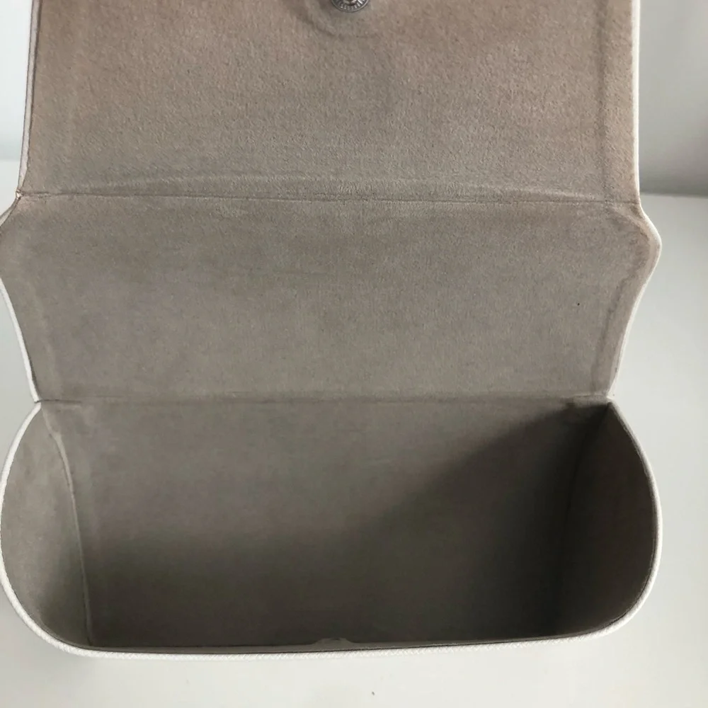 Michael Kors White Textured Sunglass/Eyeglass Case